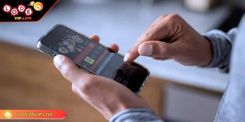 Lode88 có an toàn không và tổng hợp nhận định chi tiết 4 Nên liên hệ CSKH để luôn nắm rõ các quy định cá cược chung